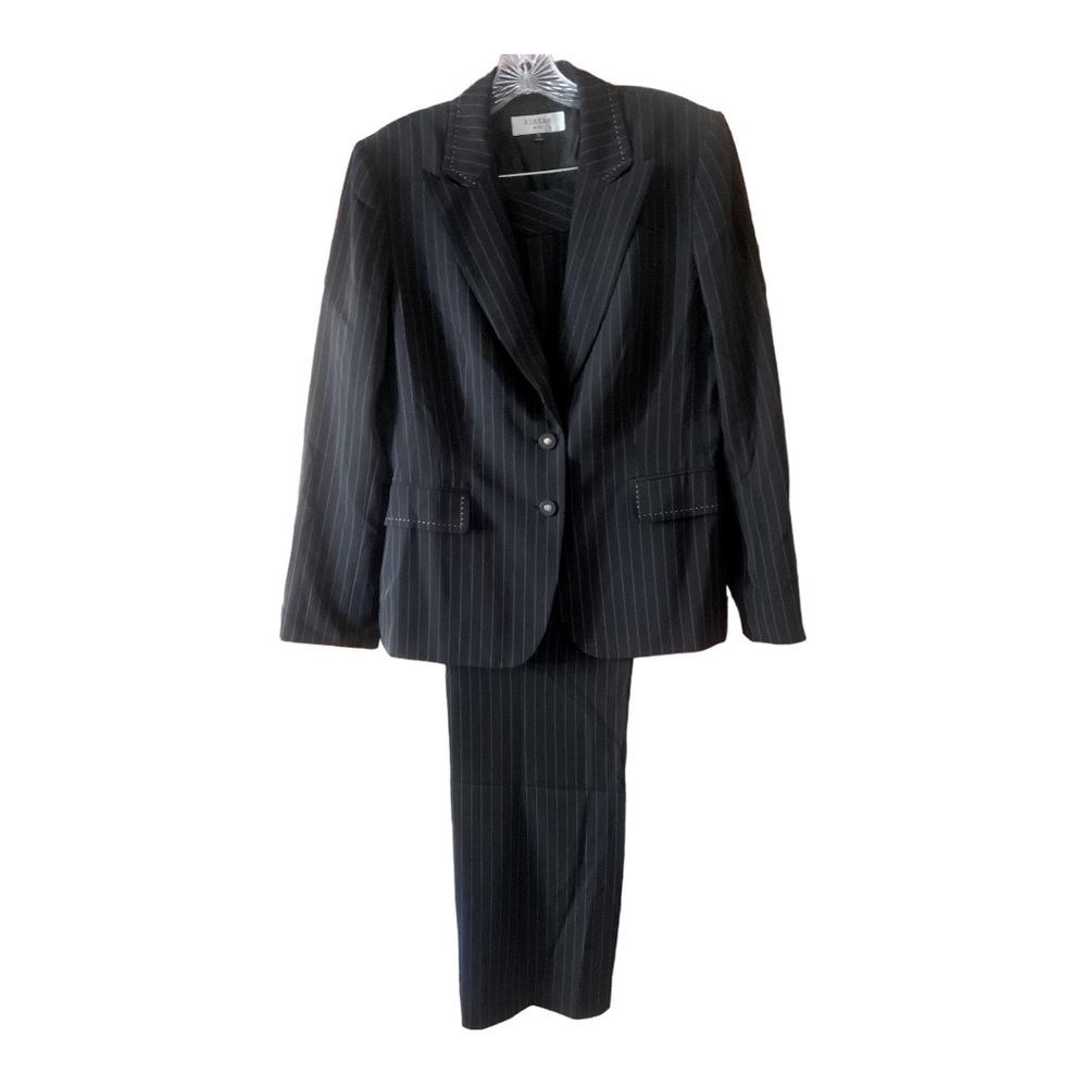 STRESA ASL Vintage Pinstripe Pant Suit - Size 12